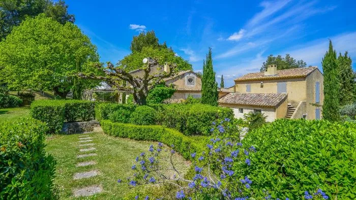 location-st-remy-de-provence-villa-cigalea